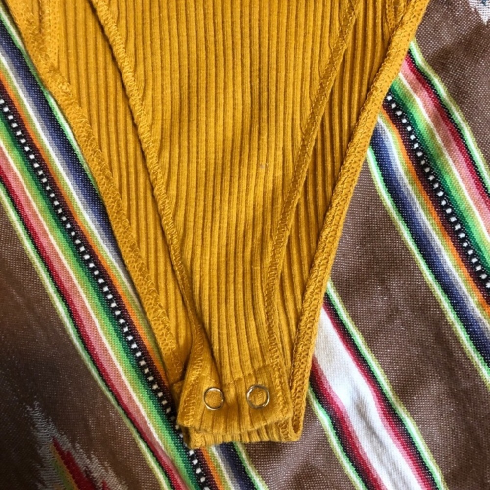 ❌SOLD❌Squareneck ribbed mustard bodysuit - Picture 3 of 4